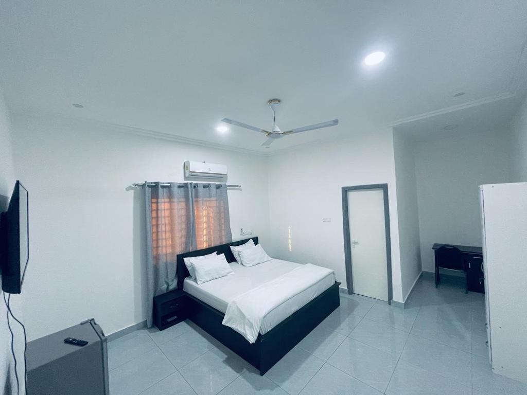 Rakka Guest House Adenta Exterior photo