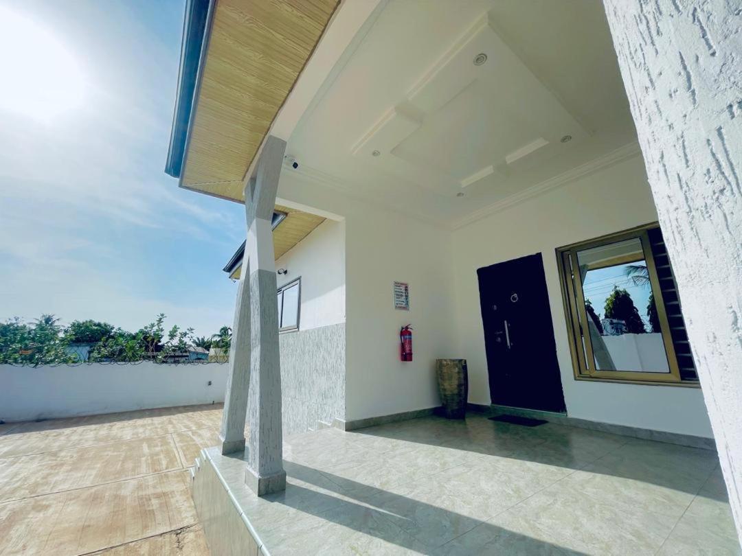 Rakka Guest House Adenta Exterior photo
